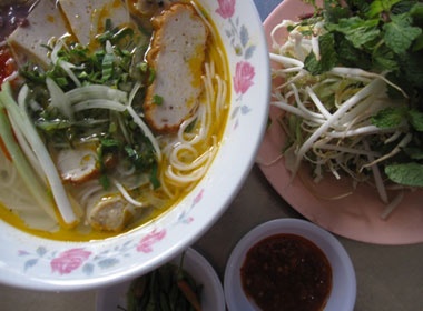 Bun cha ca Quy Nhon ngot huong vi bien hinh anh