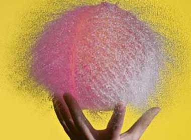 Chup nhanh khoanh khac bong bay no hinh anh