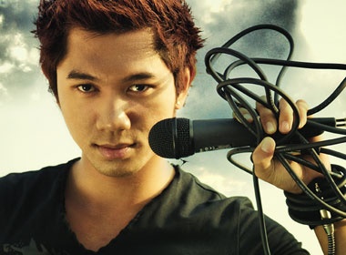 Luong Bang Quang bat mi ve 'nguoi ay' hinh anh