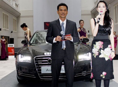 Linh Nga lam dai su xe Audi A8L tai Viet Nam hinh anh