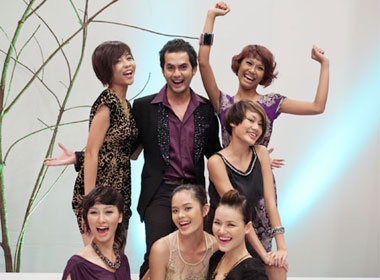 Thi sinh Vietnam's Next Top Model buc xuc ban giam khao hinh anh