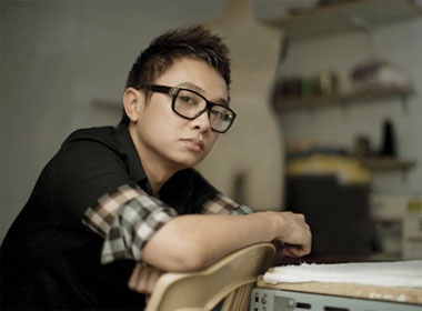 Cong Tri giup thi sinh Idol tu tin nho trang phuc hinh anh