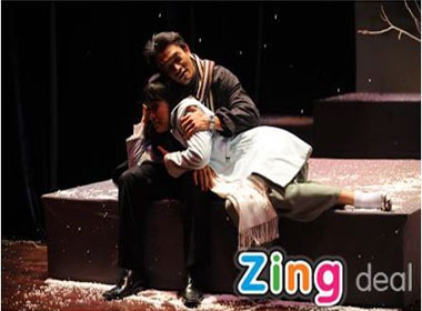 Nhan ve xem kich mien phi dem Noel hinh anh