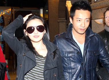 Tu Hy Vien dua chong ve ra mat bo me hinh anh