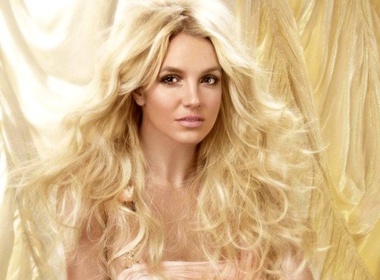 Britney Spears tung single moi hinh anh