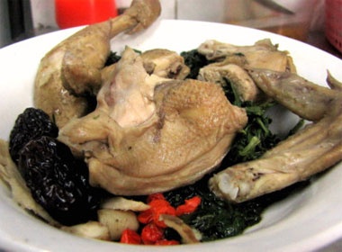 Luon pho co thuong thuc ga tan mua dong hinh anh