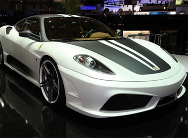 10 mau xe 'do' xuat sac nhat nam 2010 hinh anh