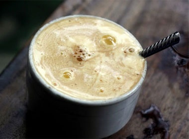 Lang dang chieu dong voi cafe trung hinh anh