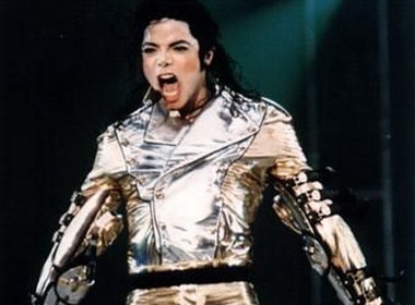 Dung phat song hinh anh kham nghiem tu thi Michael Jackson hinh anh