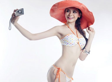 Bikini trong ngay nang len hinh anh