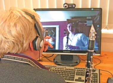 Gia su tren mang hinh anh