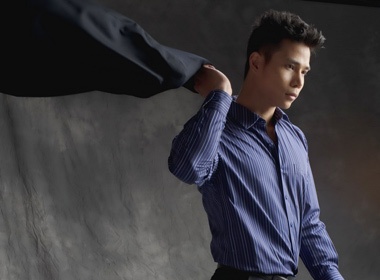 Nam vuong Tien Doan chuyen nghe lam MC hinh anh