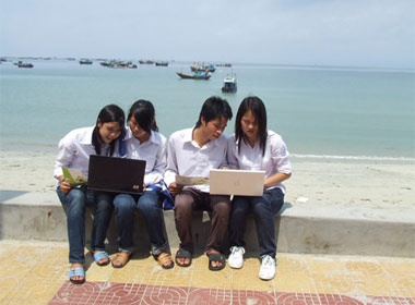 Internet da phu song 100% cac truong hoc VN hinh anh