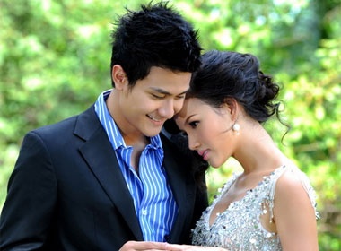BB Pham lam co dau tinh tu cua Vinh Thuy hinh anh