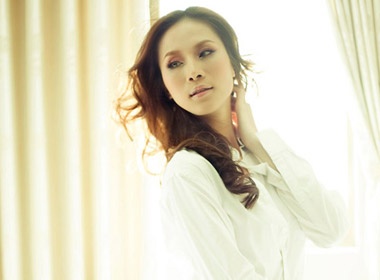 Sieu mau Thai Ha: 'Hay dat vao toi mot niem tin...' hinh anh