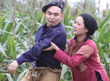 Xuan Hinh, Thanh Thanh Hien lam 'Nguoi ngua 3' hinh anh