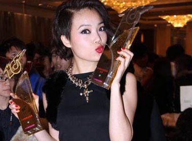Dung To Nhi thang lon tai TVB Awards 2011 hinh anh