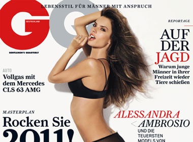 Alessandra Ambrosio quyen ru day me hoac hinh anh