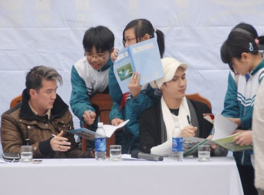 Mr Dam di tu thien cung 50 sao Vpop hinh anh