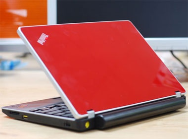 Sanh dieu voi 'vien ngoc' nho xinh ThinkPad Edge 11 hinh anh
