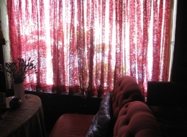 Quan ca phe ban do noi that doc dao hinh anh