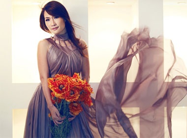 Vay lua tuoi tre don xuan hinh anh