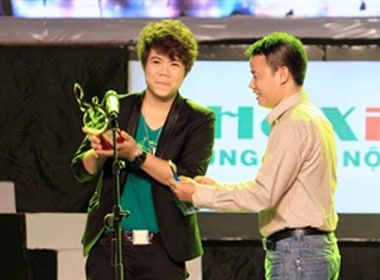 Tina Tinh lam nong 'Bai hat Viet' hinh anh