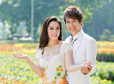 Nhat Kim Anh dao vuon xuan cung Chu Bin hinh anh