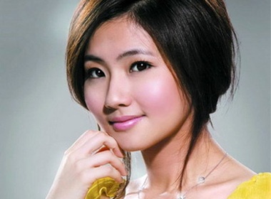 Selina da nhan duoc tien boi thuong hinh anh