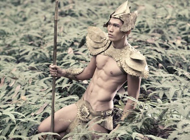 Ngoc Tinh vung vang truoc tin don gioi tinh hinh anh