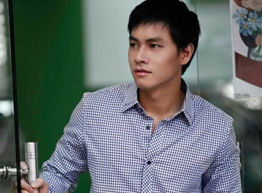 Sieu mau Chanh Nghia: 'Catwalk chang giong thuong truong' hinh anh