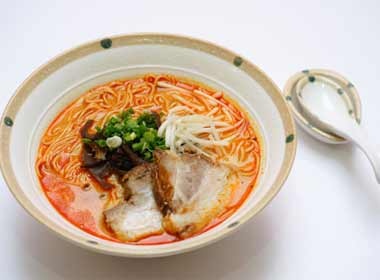 Thuong thuc mi Nhat, so tuong bup be may man hinh anh