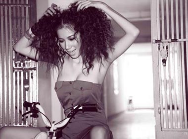 Chung Thuc Quyen lam bup be tre con hinh anh