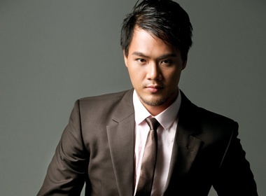 Tuan Kha lich lam va ca tinh hinh anh