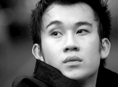 Duong Trieu Vu sang trong trong bo anh den trang hinh anh