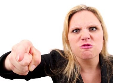 Co giao bi dinh chi vi noi xau hoc sinh tren blog hinh anh