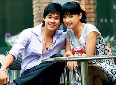 Phung Ngoc Huy bat mi ve cac ban dien xinh dep hinh anh