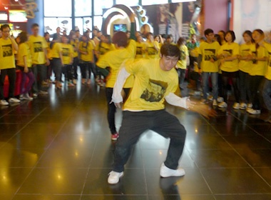 Fan Backstreet Boys 'nao dong' Megastar hinh anh