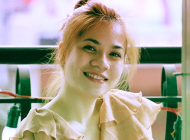 My Dzung tam su ve lan dau song ca cung Mr. Dam hinh anh