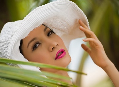 Sieu mau Xuan Lan: 'Toi co mau dien trong nguoi' hinh anh