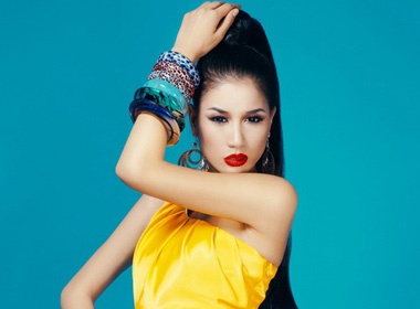 Trang Tran: 'Toi boc dong nhu Phi Thanh Van' hinh anh