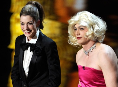 James Franco lam Marilyn Monroe hinh anh