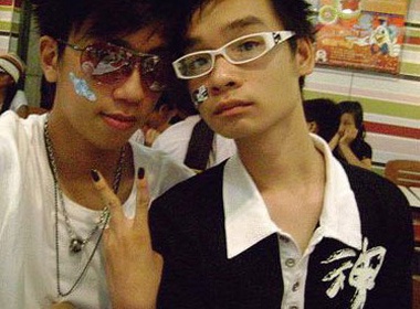 'Nhuc mat' vi thoi trang ky quai cua teen hinh anh