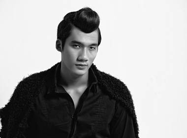 Minh Vuong ca tinh voi anh den trang hinh anh