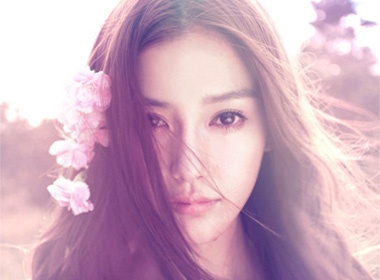 'Nguoi tinh Huynh Hieu Minh' ruc ro ben hoa hinh anh