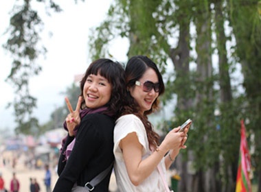 Viettel tang khoang 3 ty dong cho khach hang nu hinh anh