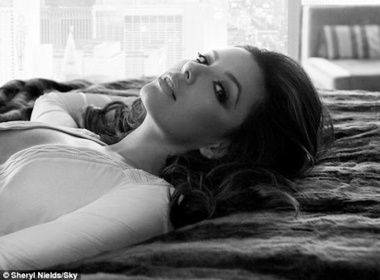 Eva Longoria khoe hanh phuc hinh anh
