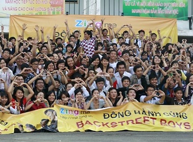 Fan Backstreet Boys ghi danh ky luc Guiness Viet Nam? hinh anh