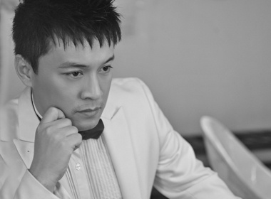 Can canh ve suy tu cua Lam Truong hinh anh