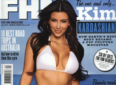 Kim Kardashian khoe vong mot cang day hinh anh
